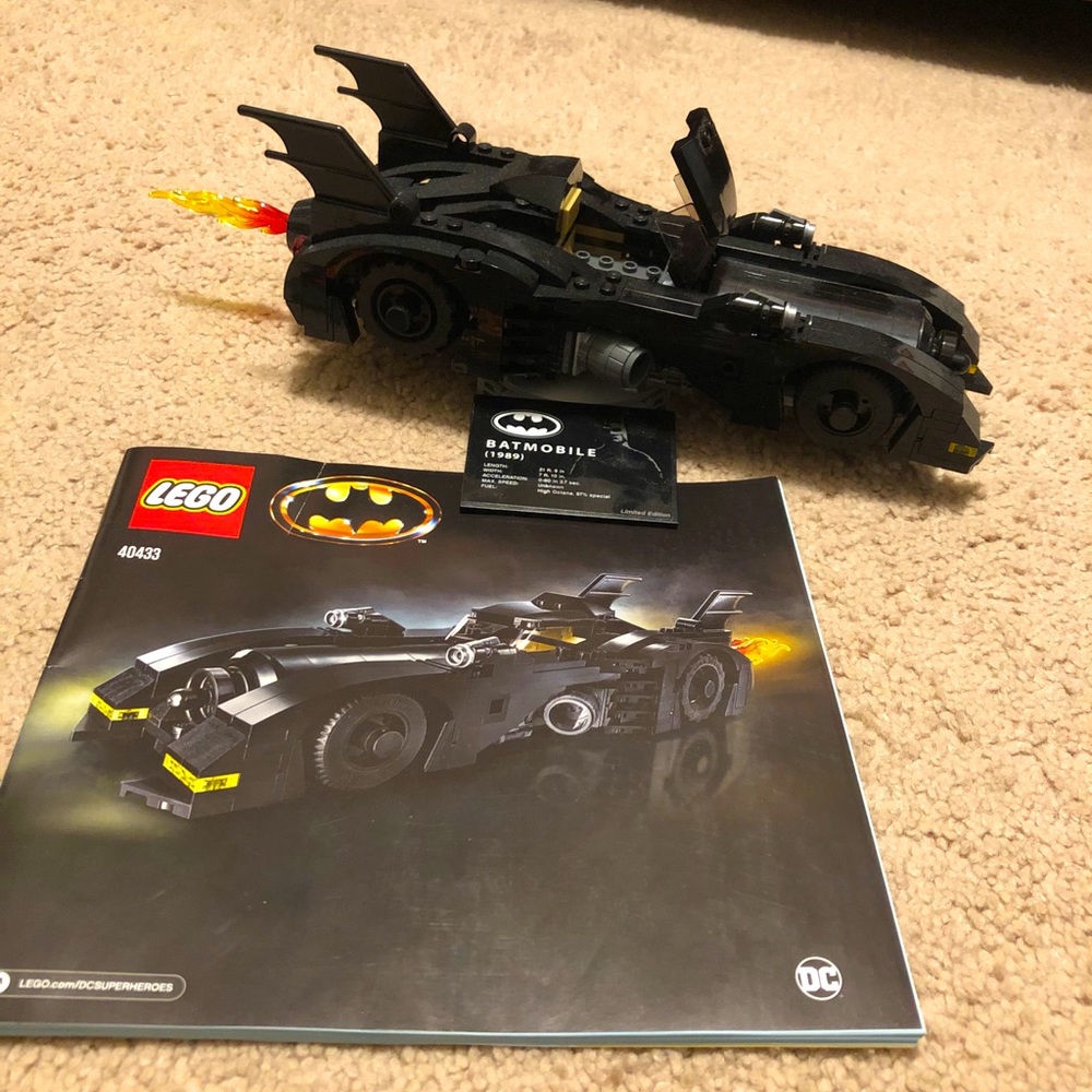 LEGO set 40433 Batmobile